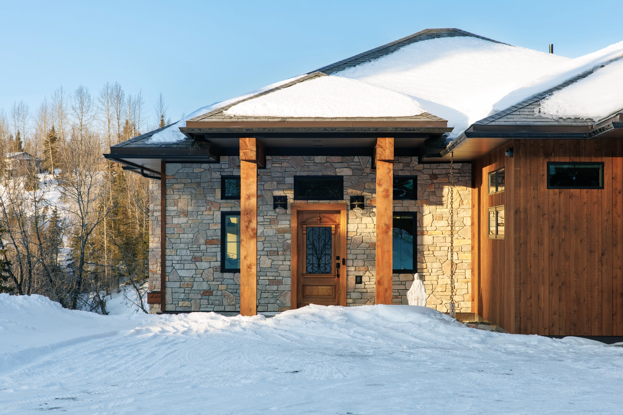 Kenai Peninsula Energy-Efficient Custom Residence detail photo 2